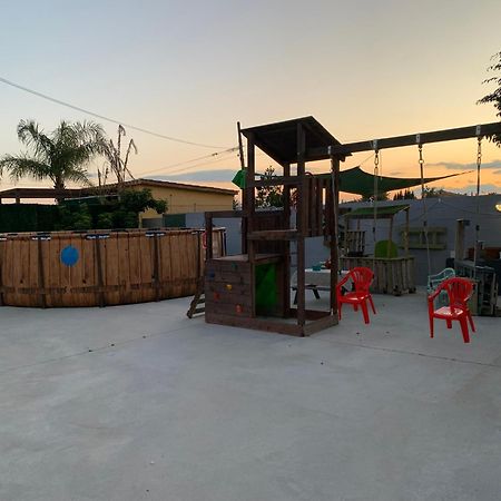 Casa Enric , Con Zona Infantil, Piscina Y Parking Privado Casa de hóspedes Deltebre Exterior foto