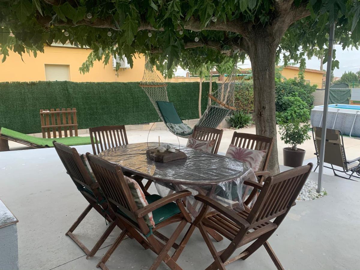 Casa Enric , Con Zona Infantil, Piscina Y Parking Privado Casa de hóspedes Deltebre Exterior foto