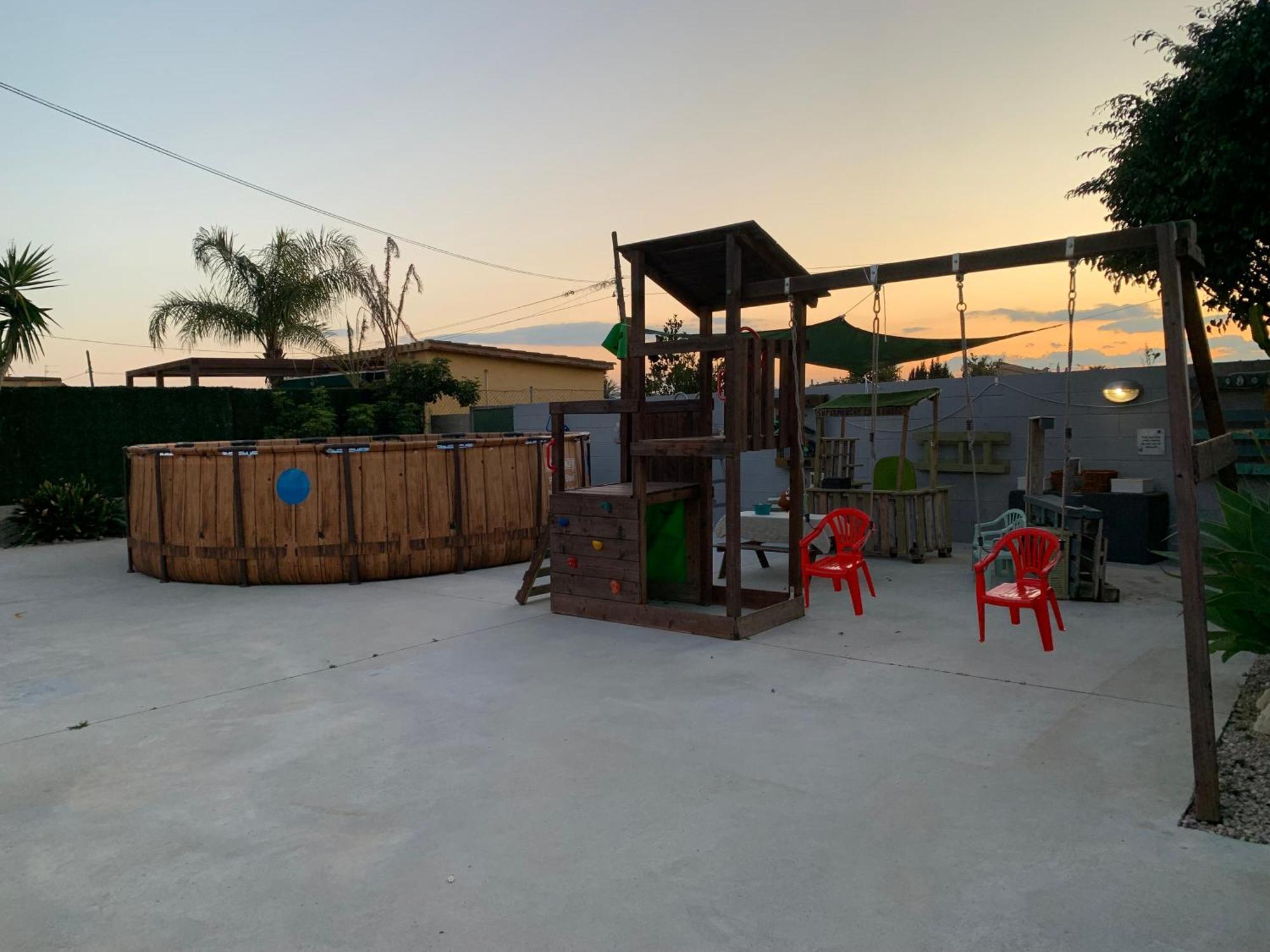 Casa Enric , Con Zona Infantil, Piscina Y Parking Privado Casa de hóspedes Deltebre Exterior foto